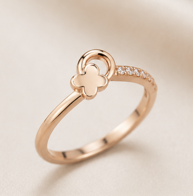 Lucky Clover Diamond Silver Ring