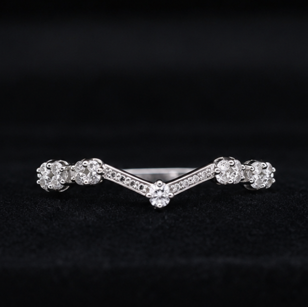925 Sterling Silver Chevron Diamond Crown Ring for Women