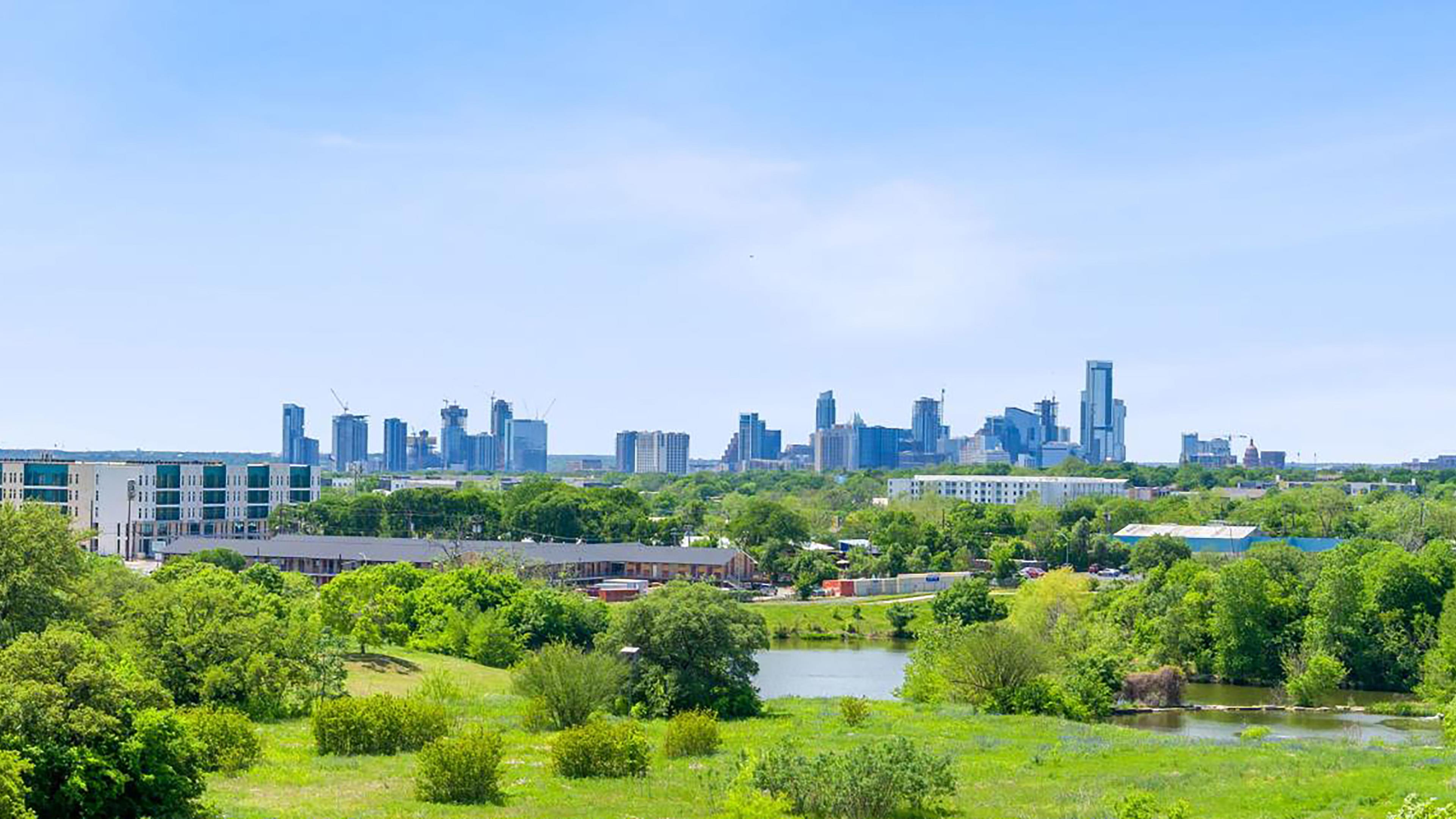 MUELLER EIGHT LIVE WORK COLLECTION