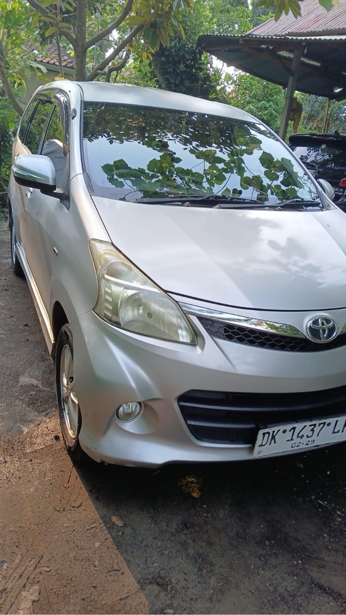 Toyota Avanza Velos 2014