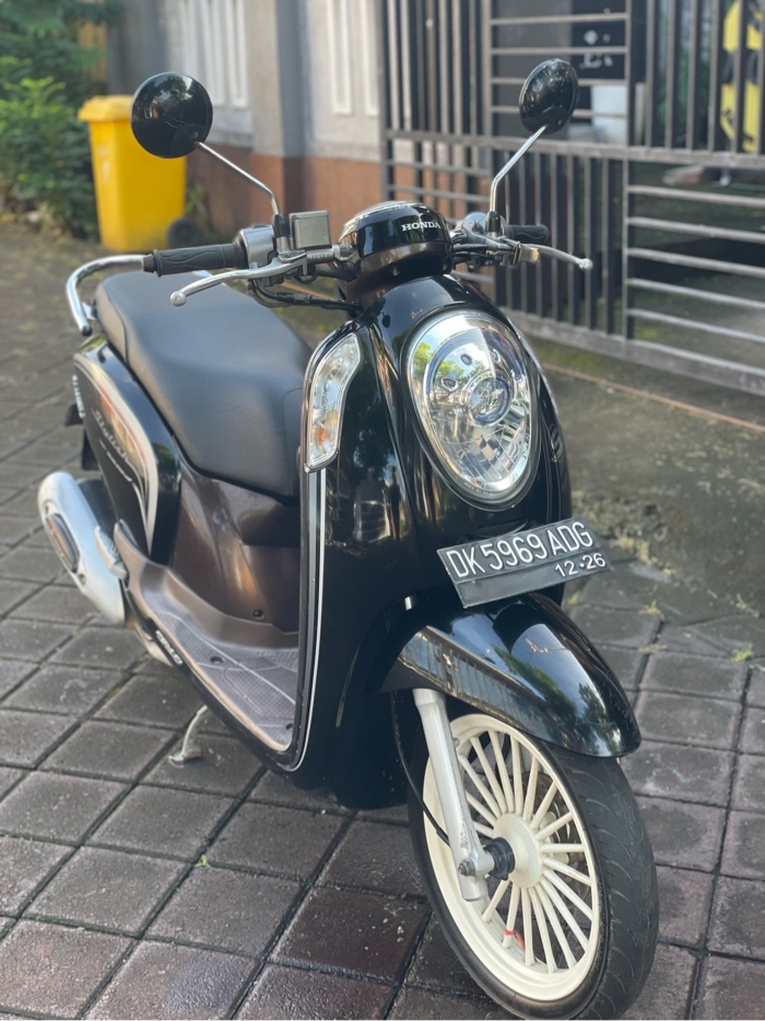 Gunry rental motor bali banner