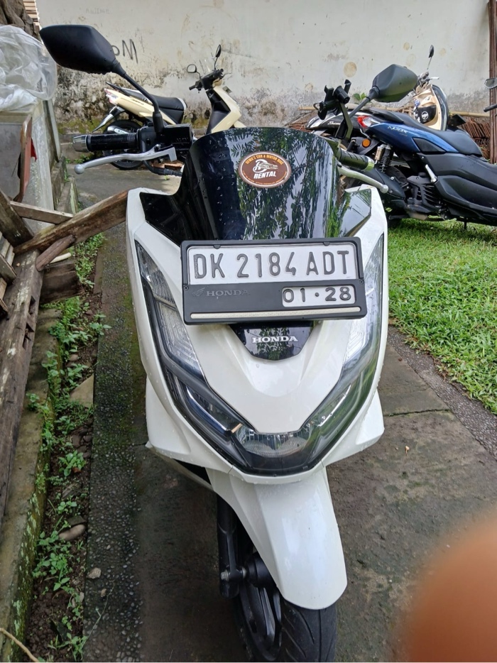 Dewa’s Car and Motorbike Rental banner