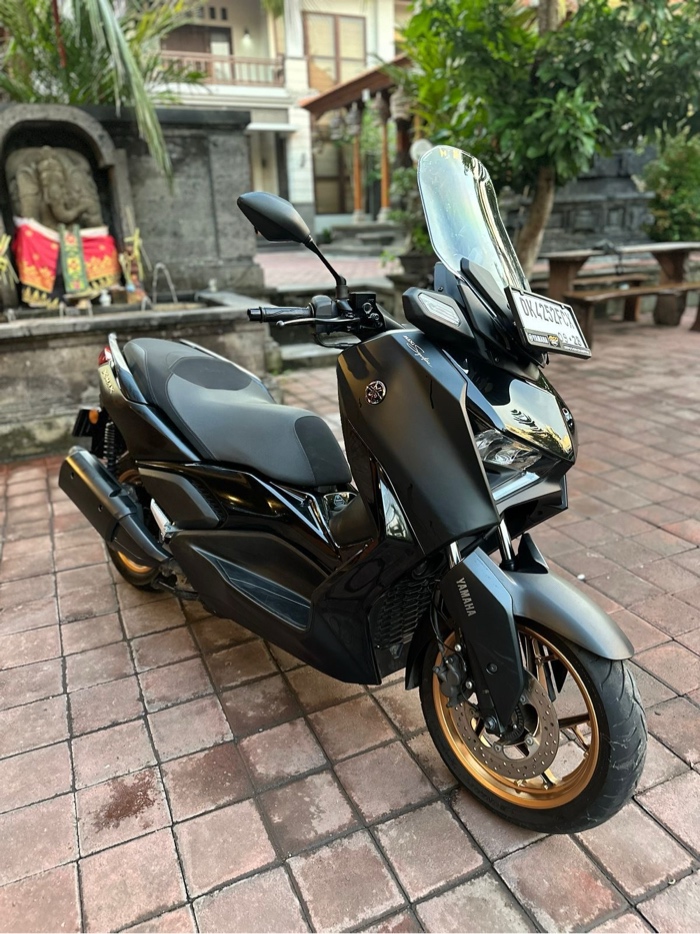 Yamaha XMAX