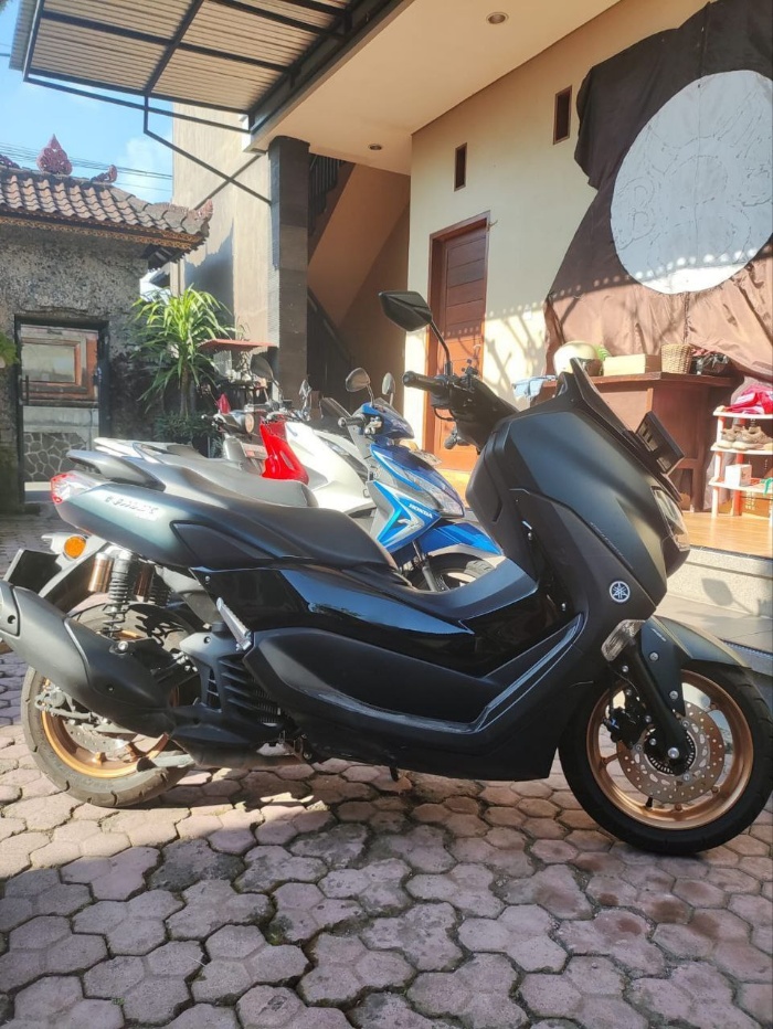 Ayu Iras Rental banner