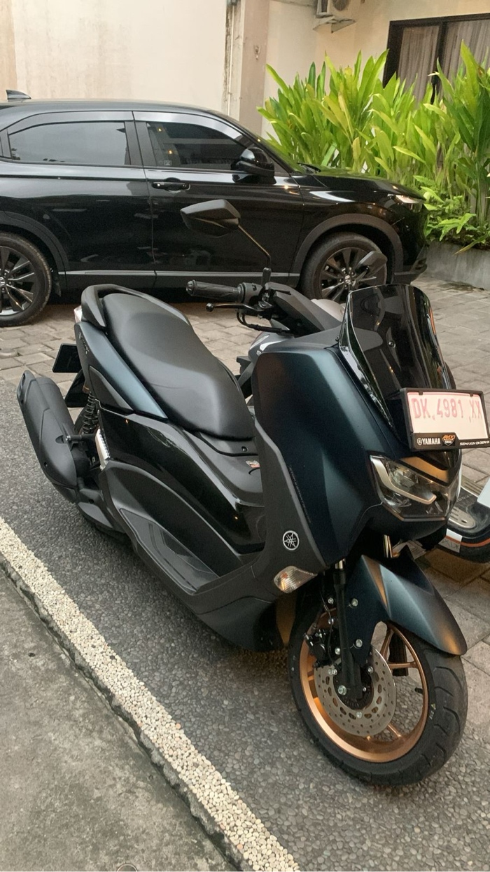 3 Monkeys Garage banner