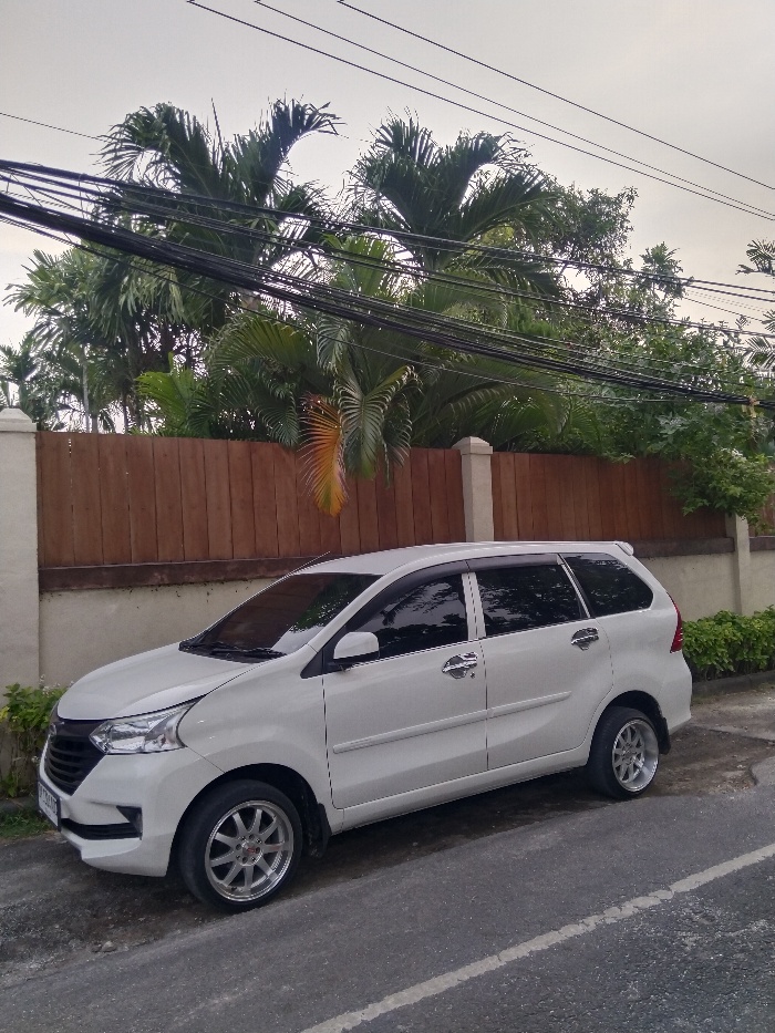 Rent a car with driver and petrol