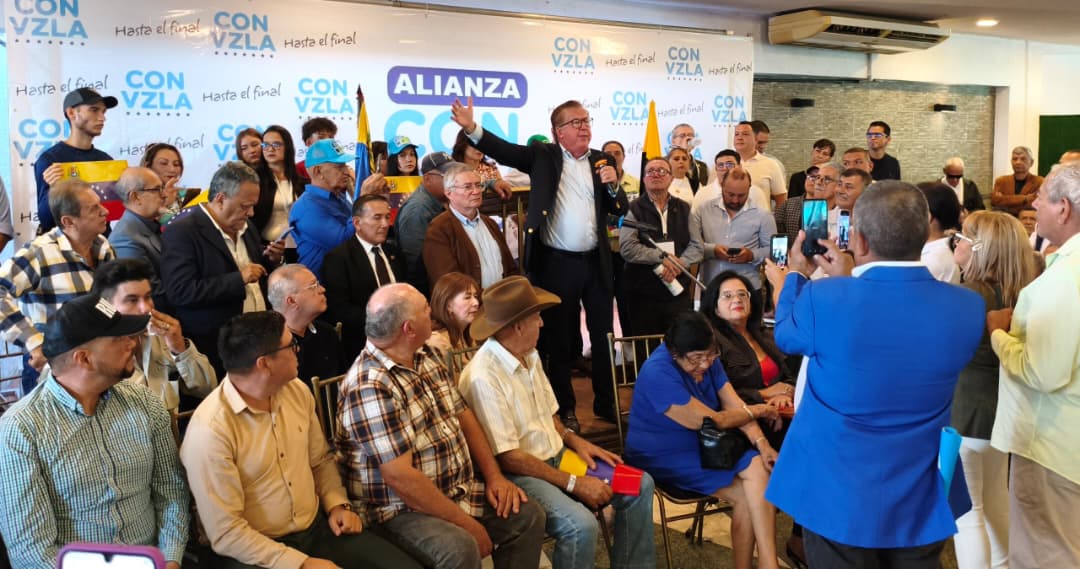 César Pérez Vivas desde el Táchira: "Dinorah Figuera está obligada a impulsar elecciones presidenciales de inmediato"