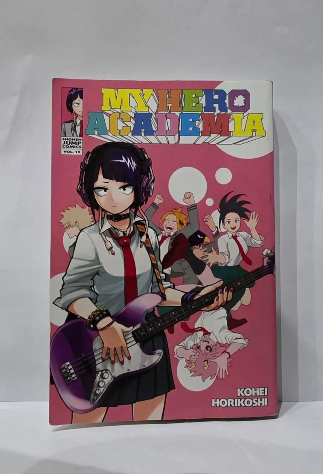 My Hero Academia, том 19 — английско издание на VIZ Media
