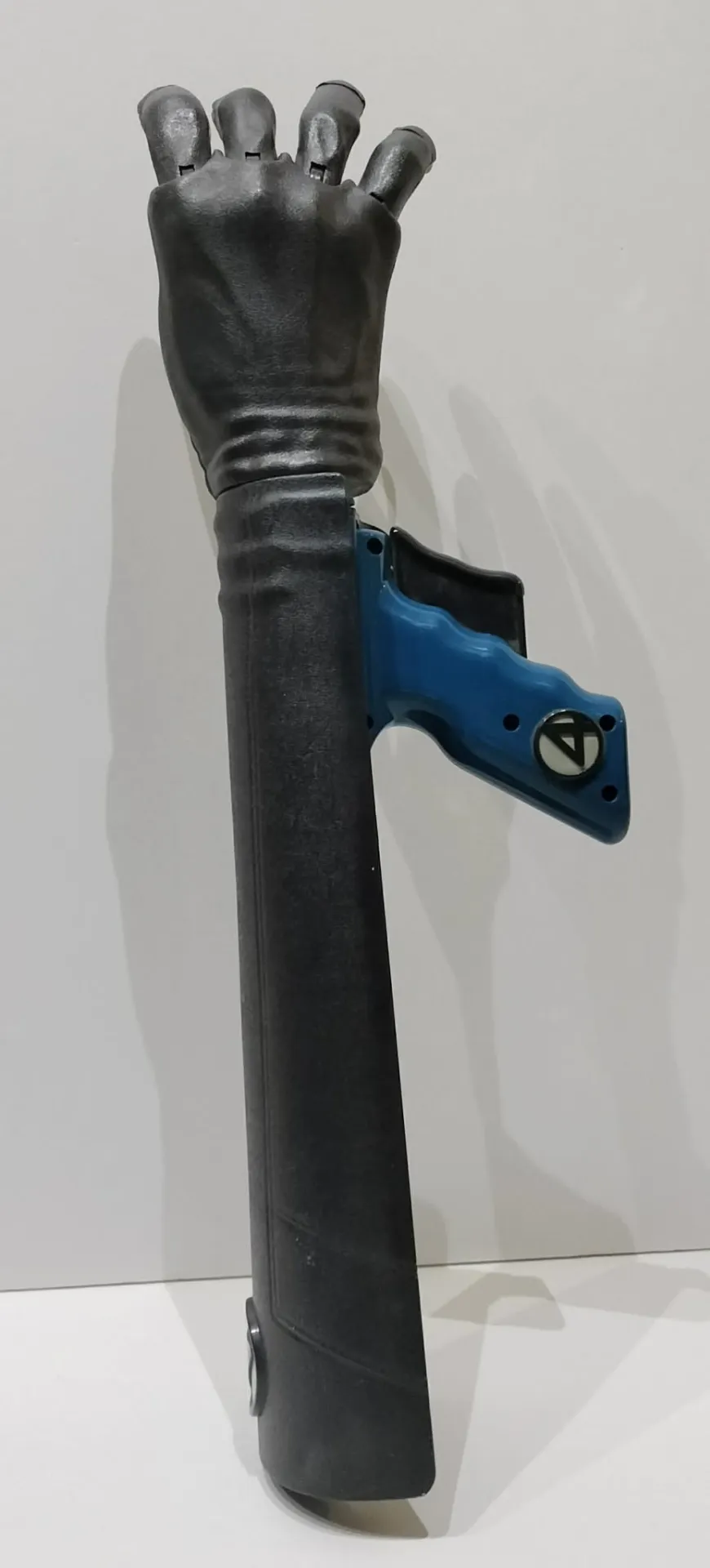 Mr. Fantastic Stretch & Grab Arm — Toy Biz, Fantastic Four (2005)