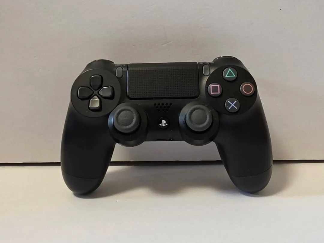 Sony PlayStation 4 DUALSHOCK 4 безжичен контролер — черен, CUH-ZCT1E
