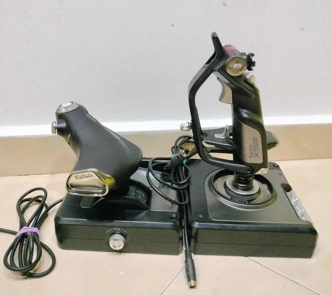 Saitek X52 Pro Flight Control System — HOTAS Set