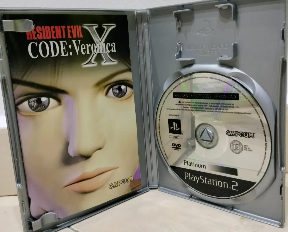 Resident Evil Code: Veronica X — Platinum for PlayStation 2, PAL