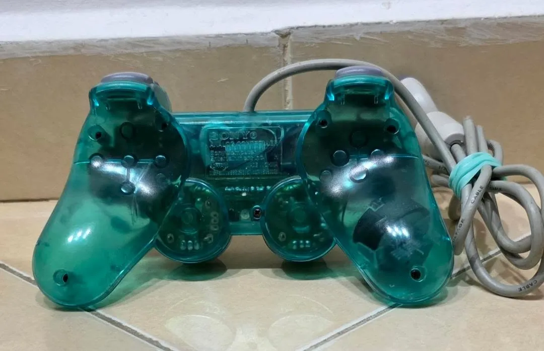 Sony PlayStation PS one DualShock SCPH-110 — прозрачно зелен контролер