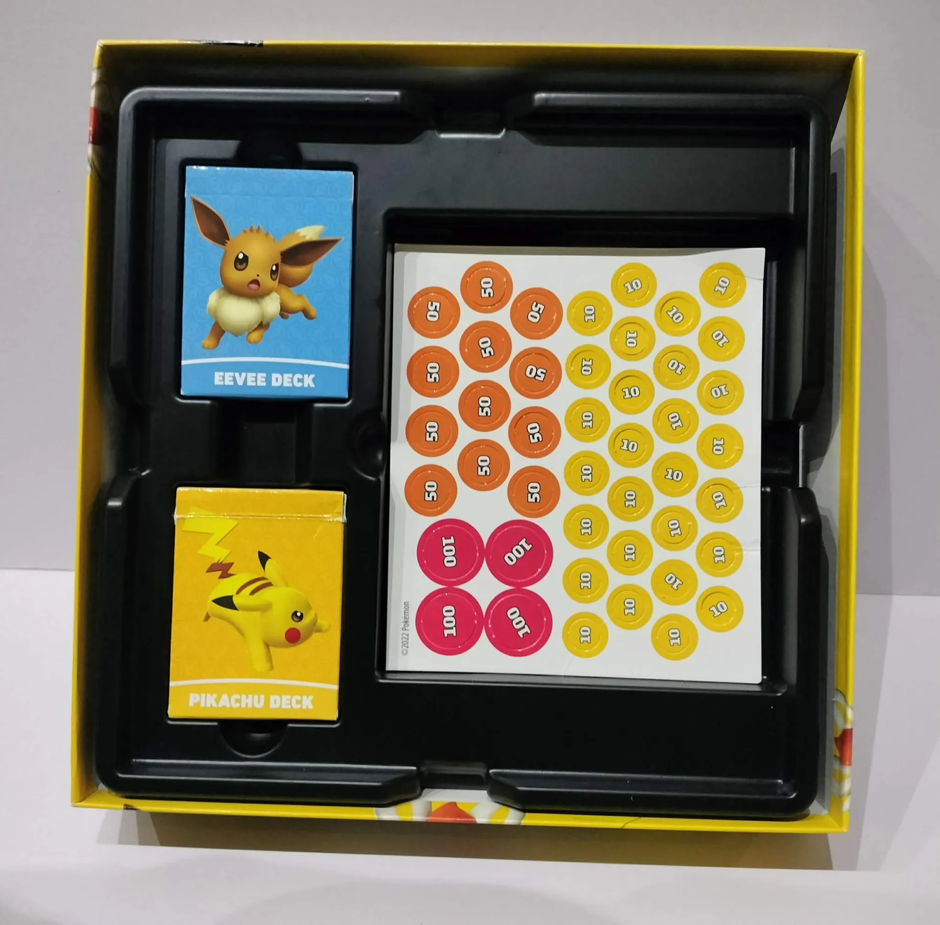 Pokémon TCG Battle Academy 2022 — Pikachu, Eevee и Cinderace V