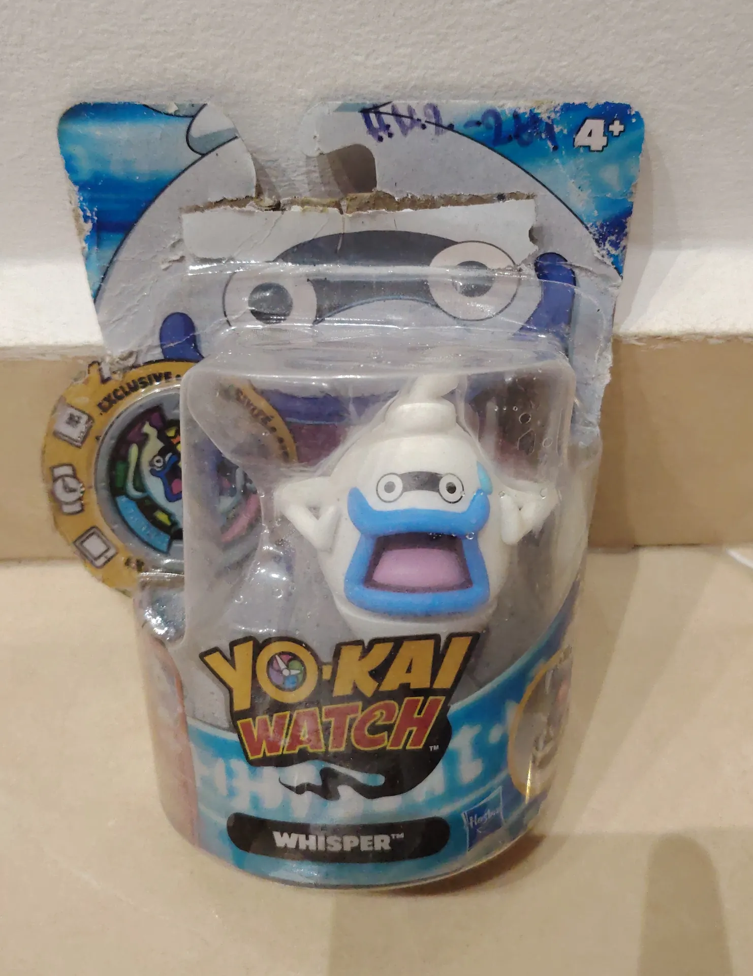Yo-Kai Watch Whisper Medal Moments Figure & Medal - Hasbro