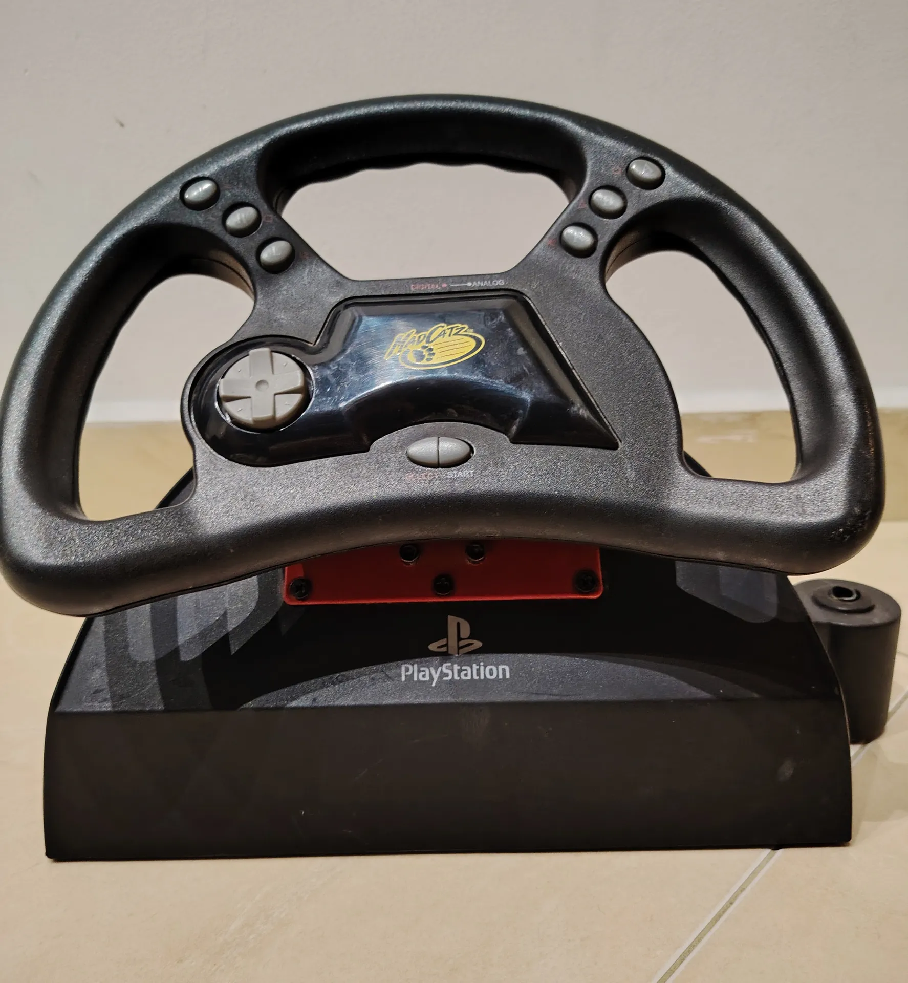 Mad Catz Dual Force Racing Wheel - PlayStation PS1/PS2