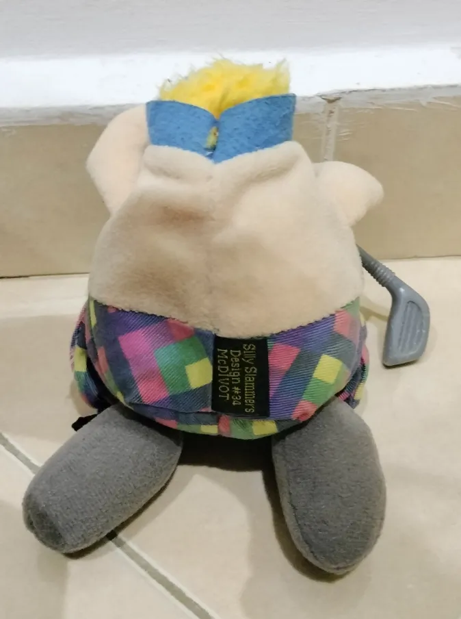 Silly Slammers McDivot, Design #34 — плюшена голф играчка