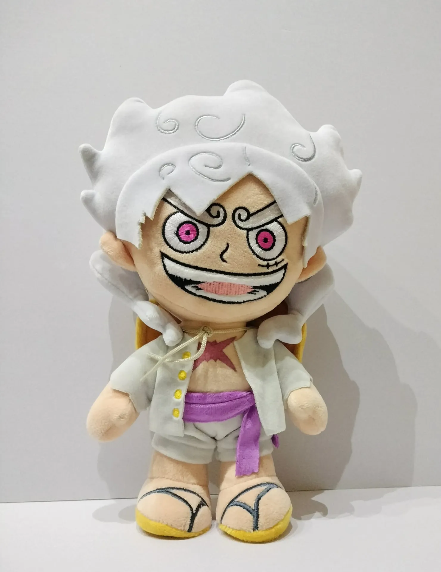 Monkey D. Luffy Gear 5 плюшена играчка, One Piece, 28 см