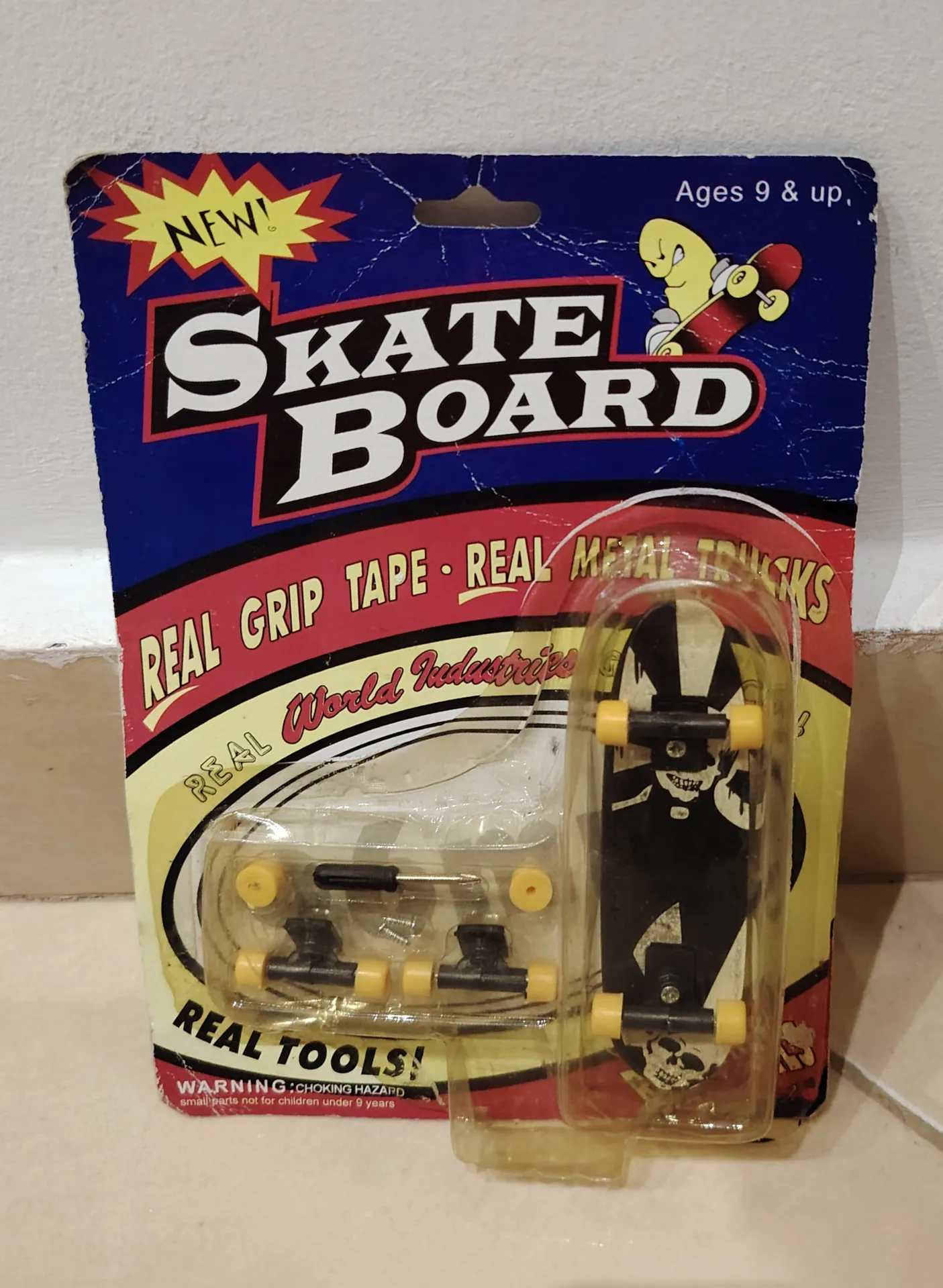 Goki Vintage Skateboard Finger Toy with Real Grip Tape and Metal Tools