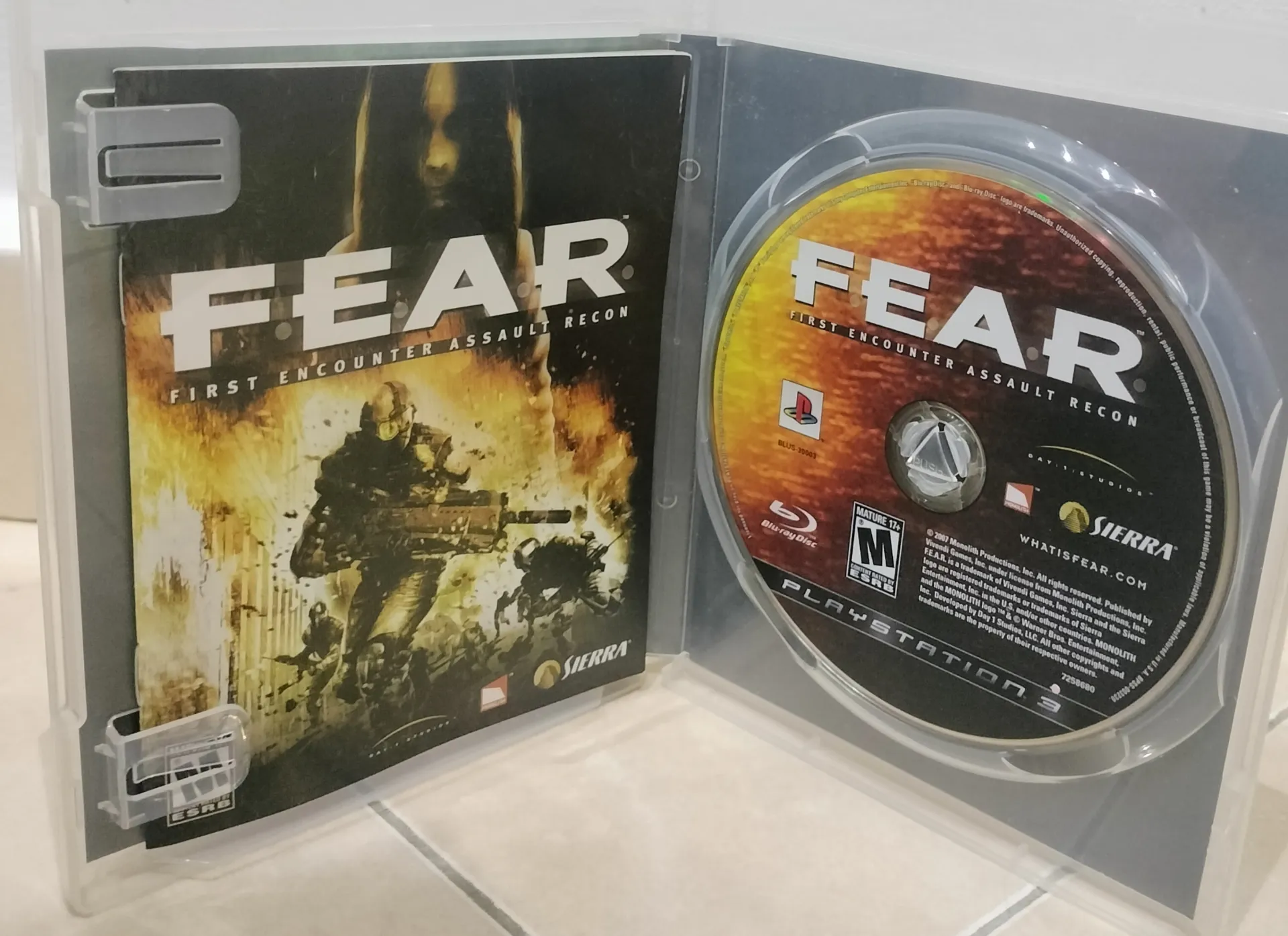 F.E.A.R.: First Encounter Assault Recon (PlayStation 3)