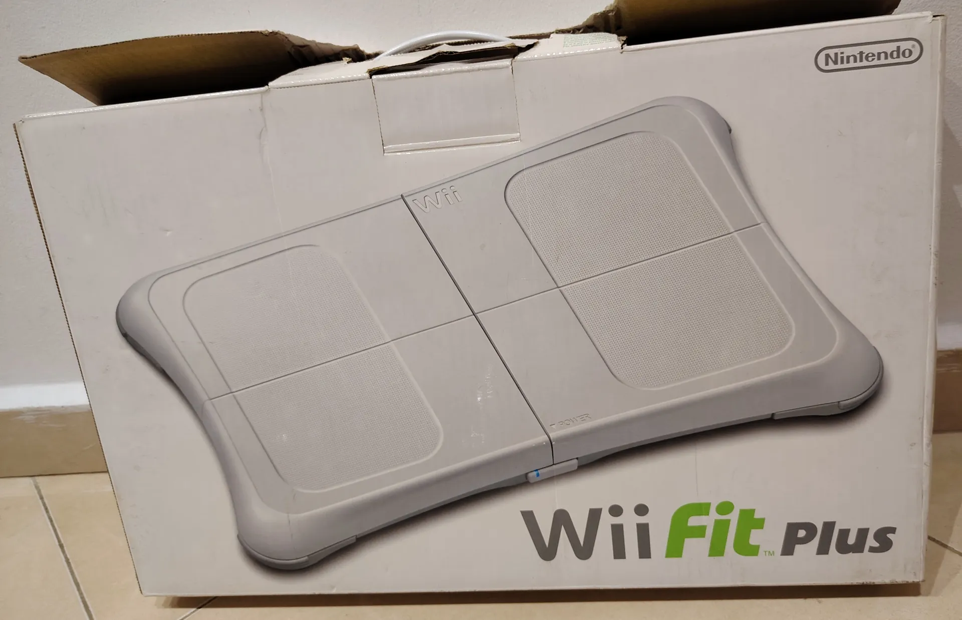 Nintendo Wii Fit Plus with Balance Board - PAL European Version Complete in Box