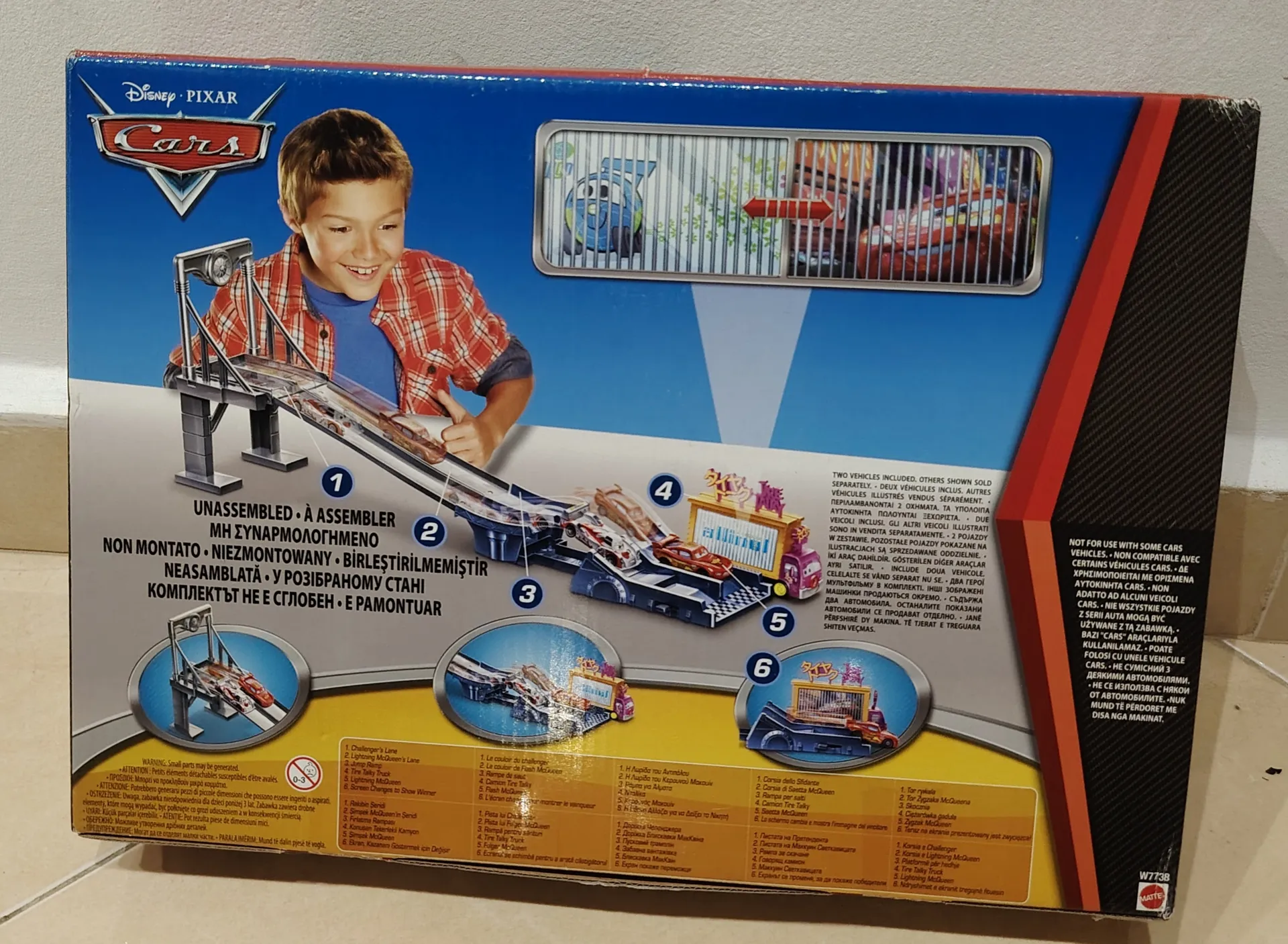 Disney Pixar Cars Photo Finish Raceway Track Set