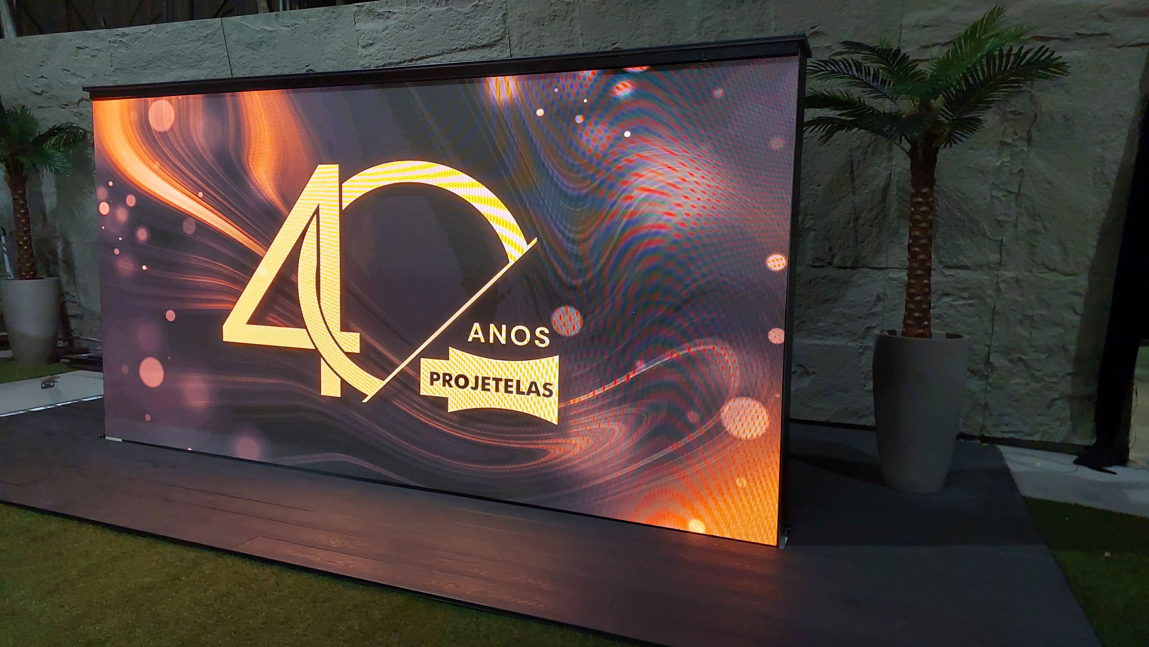 LIFT PARA PAINEL DE LED - 3