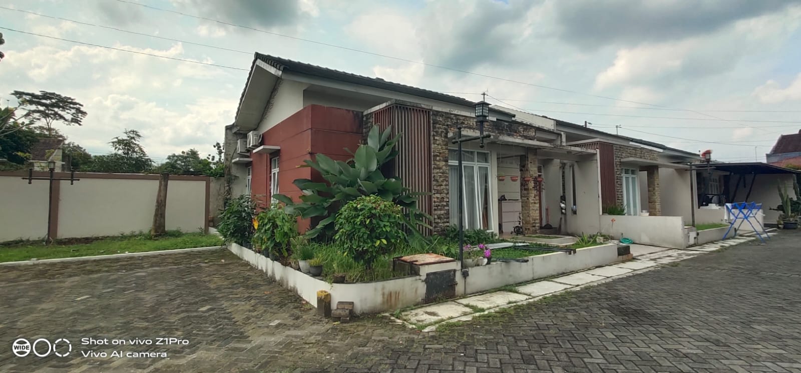 Rumah Minimalis Hook Hanya 11 Menit Ke Alun² Purwokerto view 1