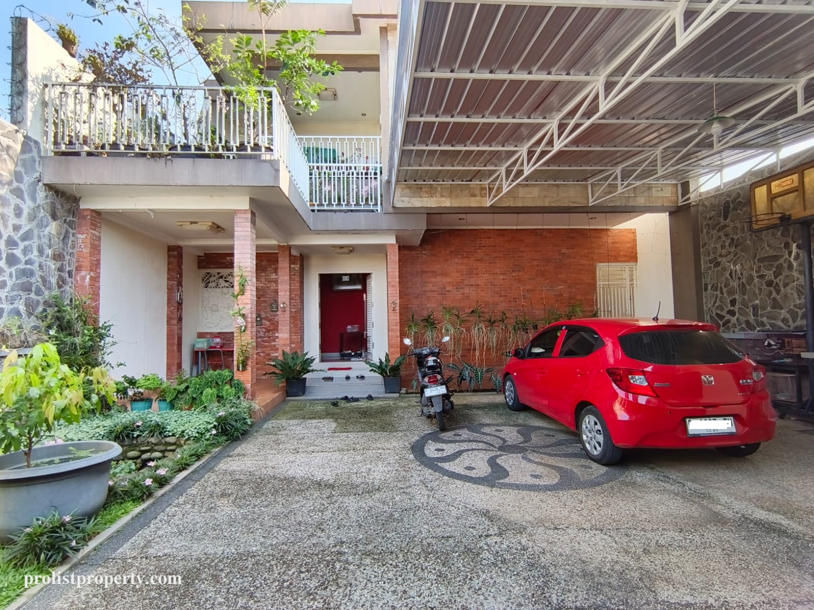 Dijual Rumah Serasa Villa Dengan View Gunung slamet - Banyak Bonusnya view 1
