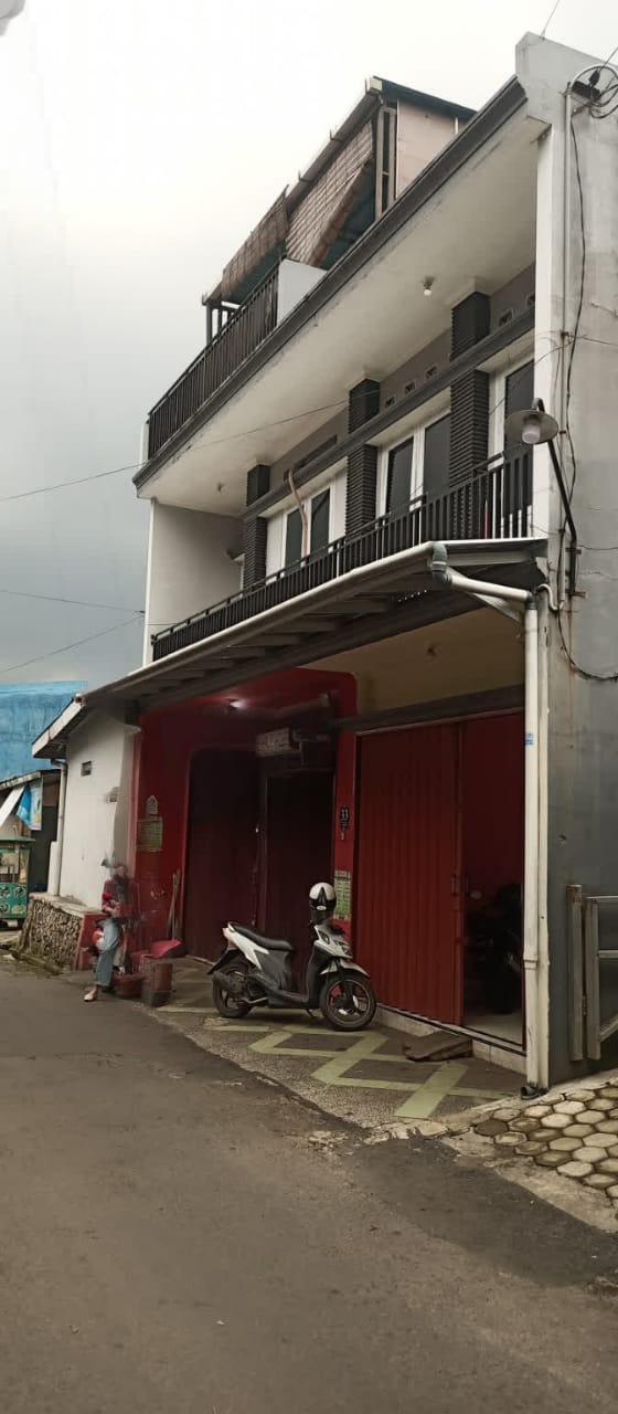 Dijual Ruko 3 Lantai Dekat Kampus Purwokerto view 1