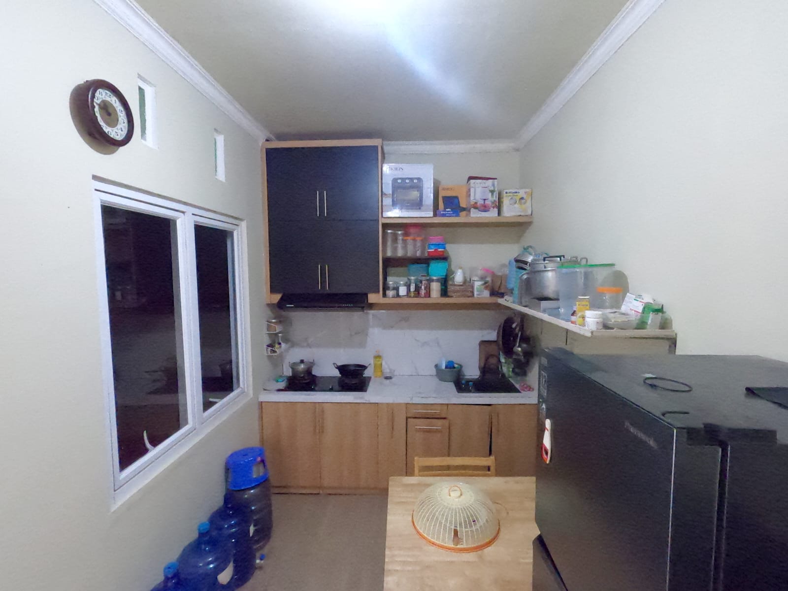 DIJUAL CEPAT Rumah Siap Huni Minimalis Modern view 3