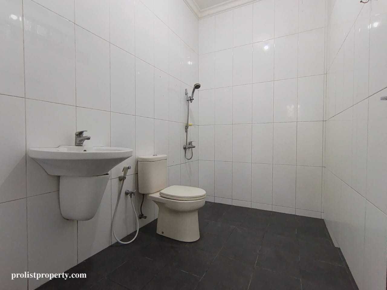  Dijual Rumah Bagus Nan Elegan Siap Huni Di Perumahan Puri Hijau Purwokerto view 5
