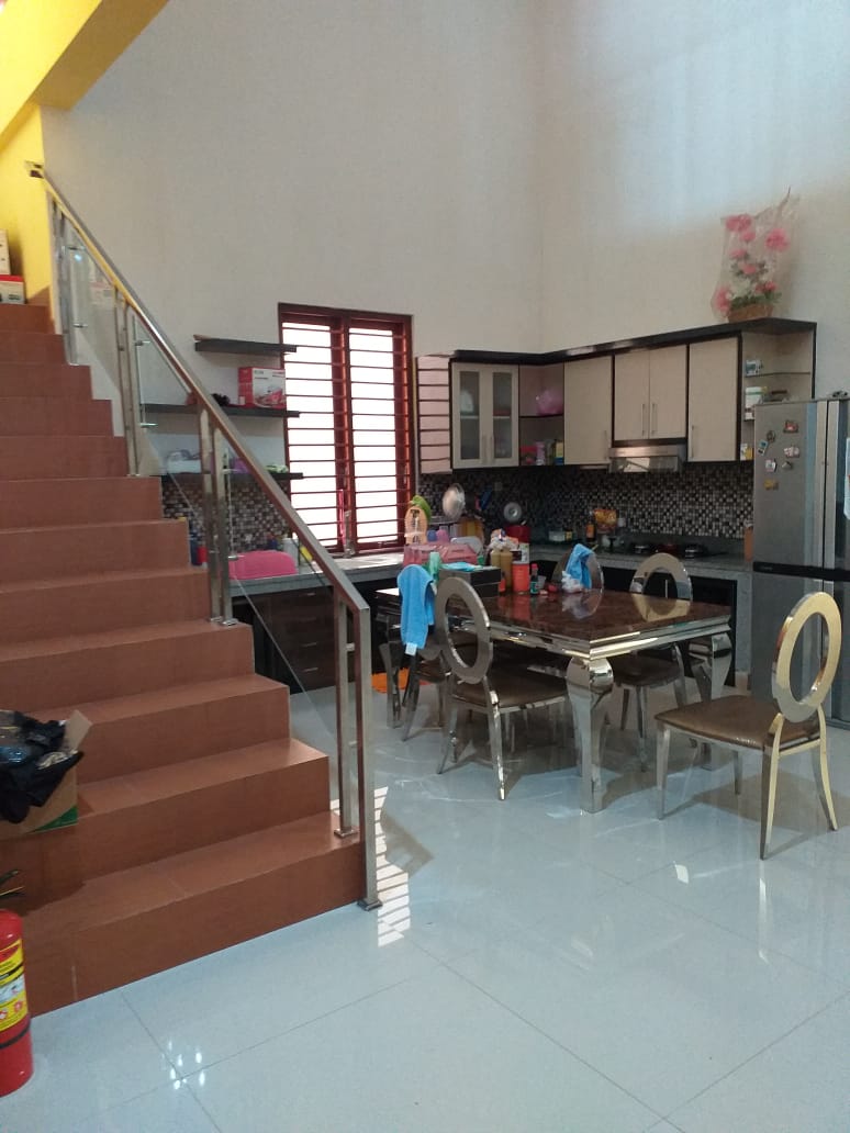 Dijual Rumah Mewah 2 Lantai Lokasi JL Raya Baturraden  view 6