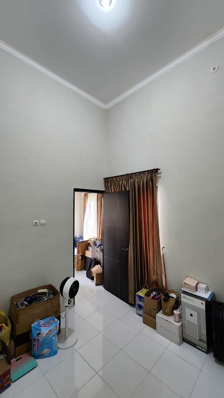  Dijual Rumah Baru Minimalis dan Semi Furnish Dekat Kampus  view 2