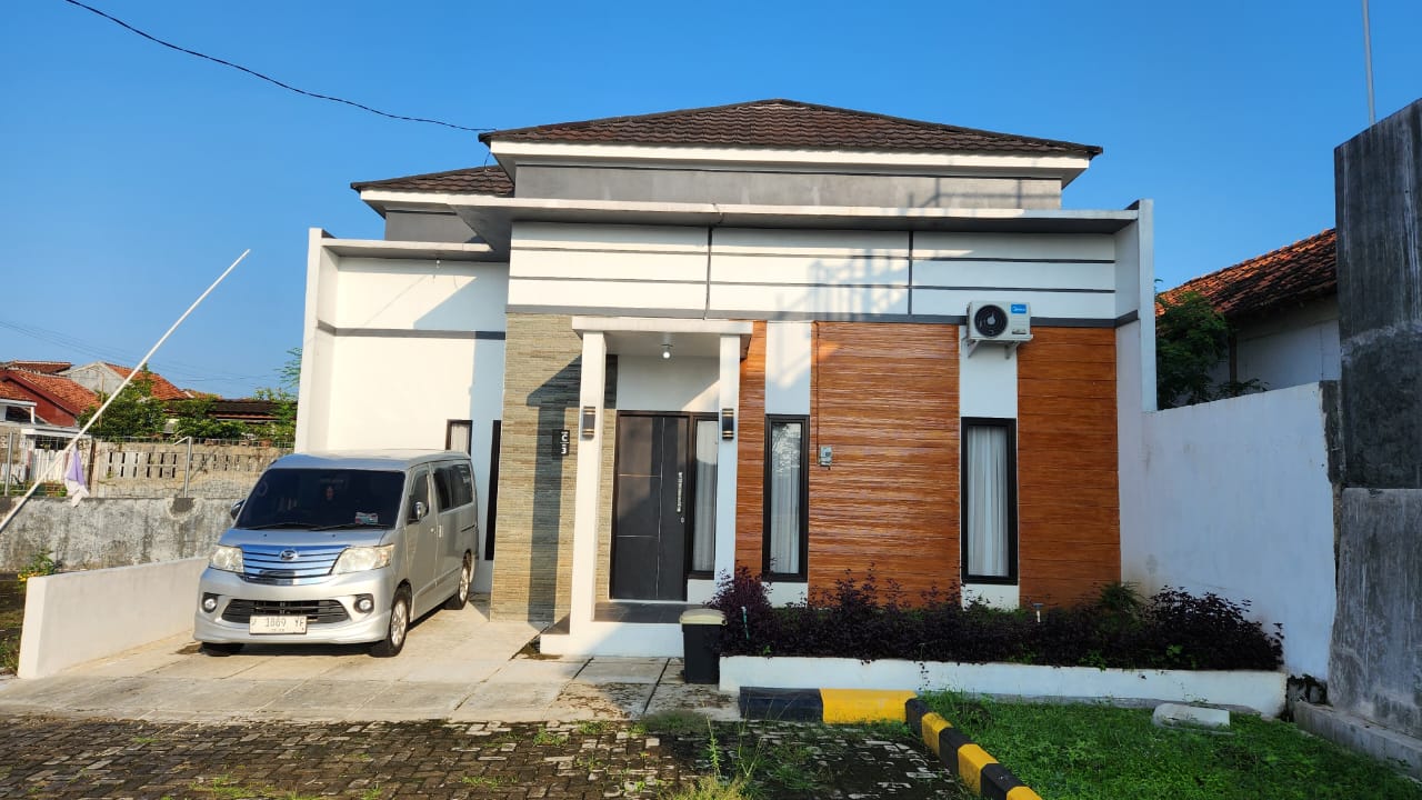 Dijual Rumah Baru Minimalis dan Semi Furnish Dekat Kampus