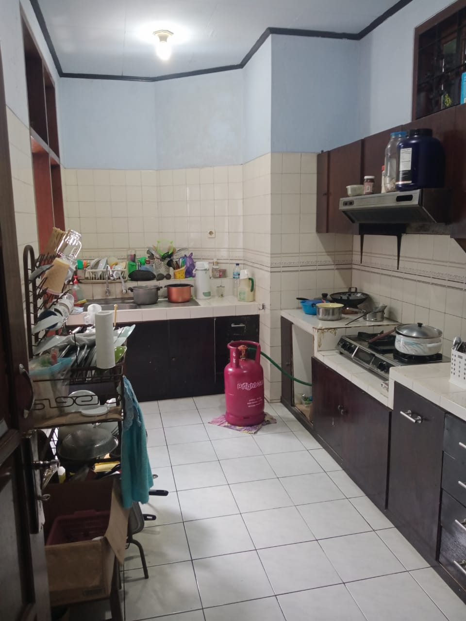 Dijual Toko Dan Rumah Strategis Cocok Untuk Retail Dan Kosan view 2