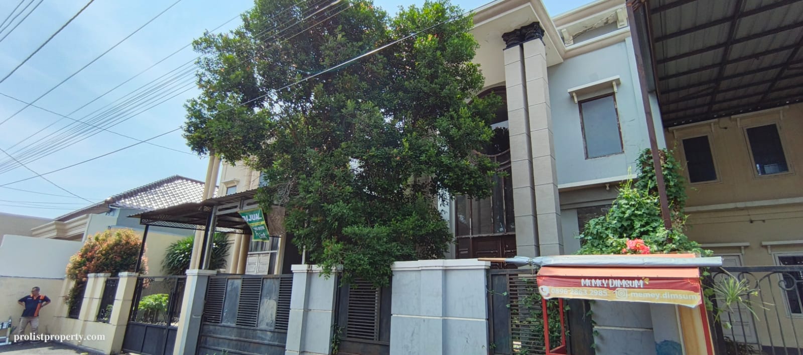  Dijual Rumah 2 Lantai Bonus Kolam Renang - 400 Meter Alun-Alun Pekalongan view 2