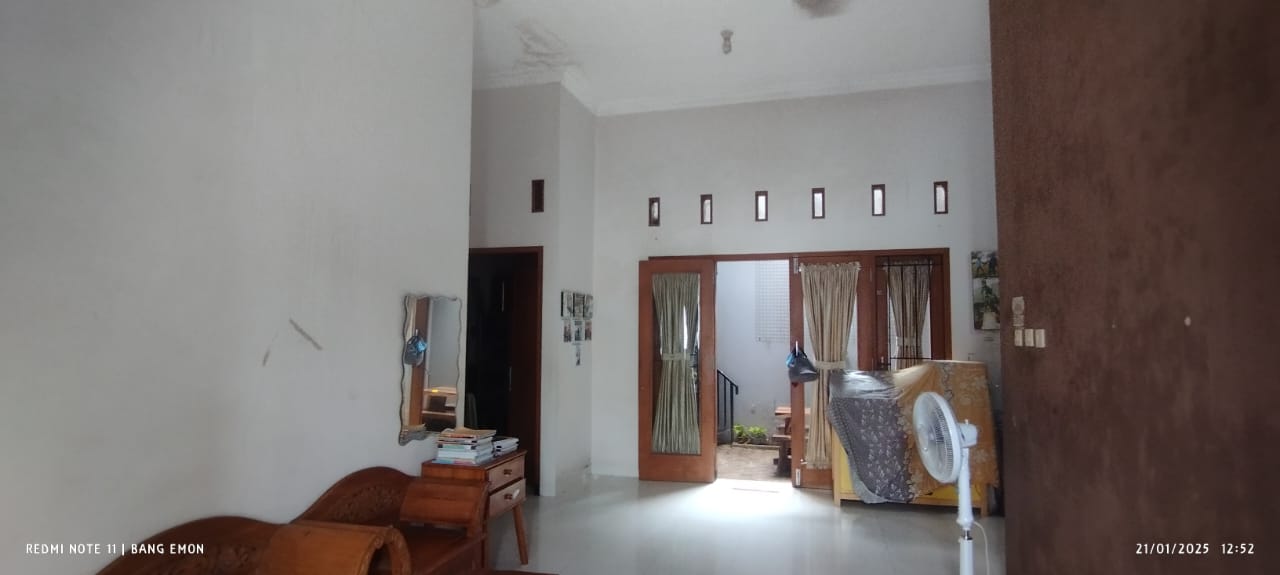 Dijual Rumah Hook 3 Kamar, 650 Meter Pasar Patikraja view 3