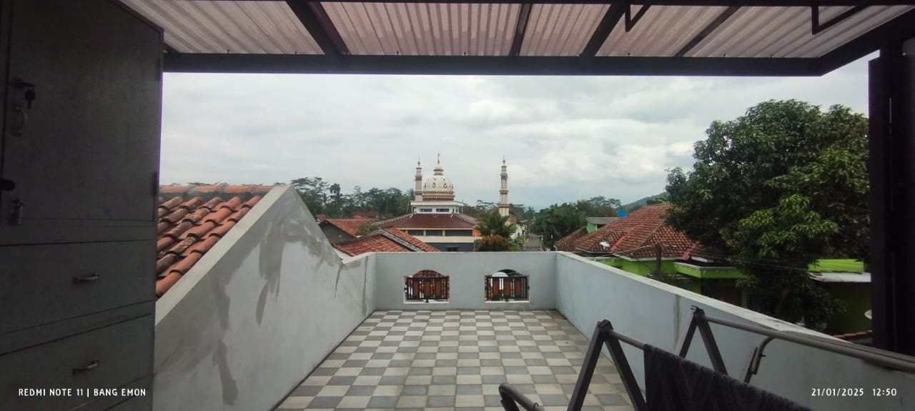  Dijual Rumah Hook 3 Kamar, 650 Meter Pasar Patikraja view 4