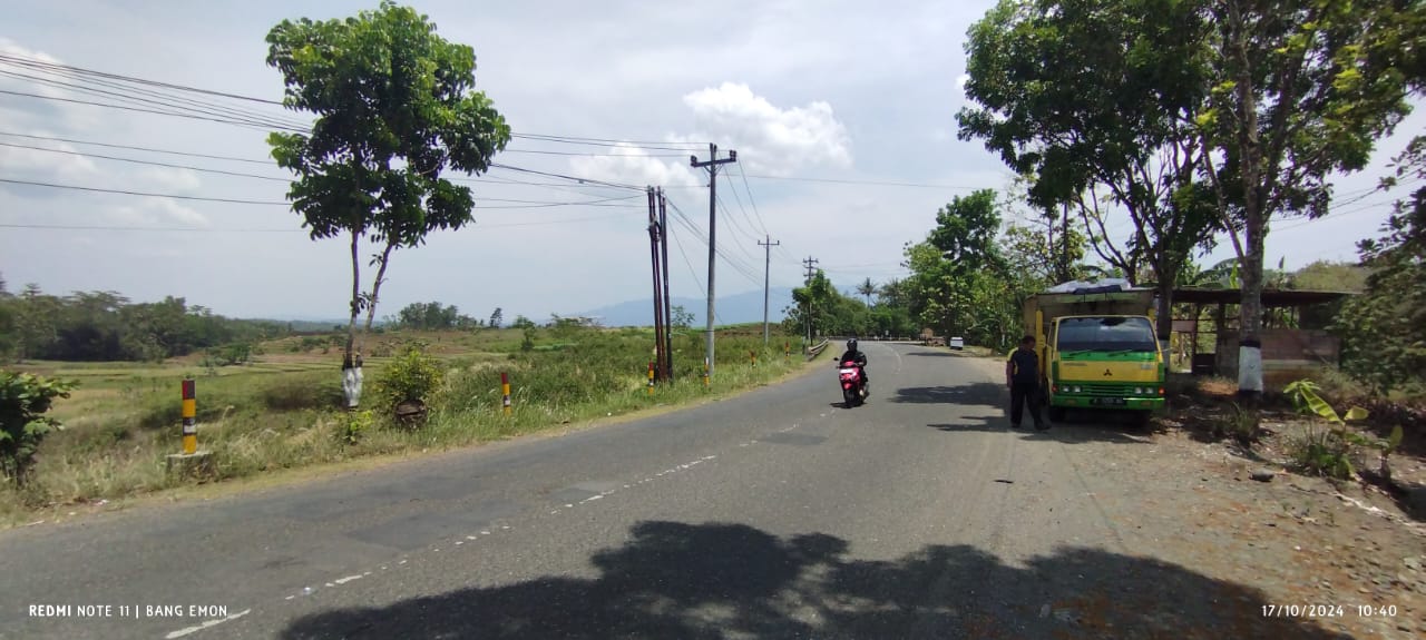 Dijual Tanah Pinggir Jalan Raya Kabupaten, 8 Menit Pasar Patikraja view 1