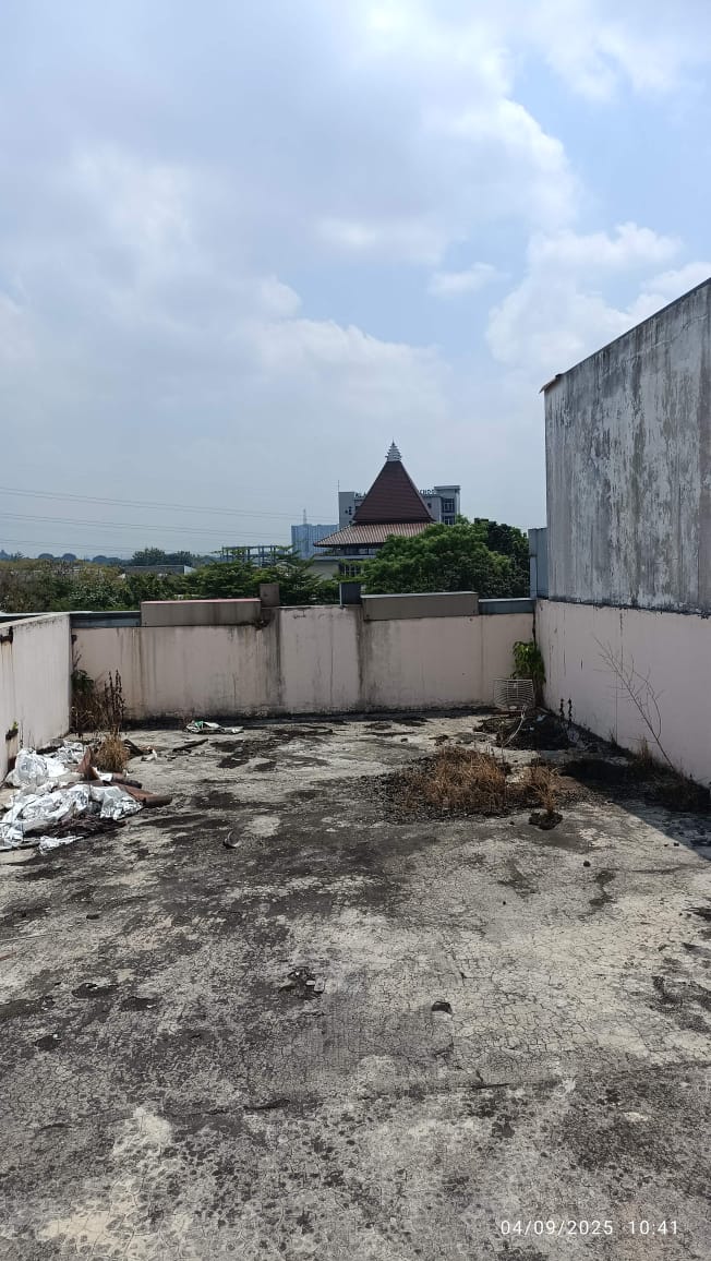  JUAL CEPAT RUKO 3 LANTAI DEKAT ASRAMA HAJI YOGYAKARTA  view 5