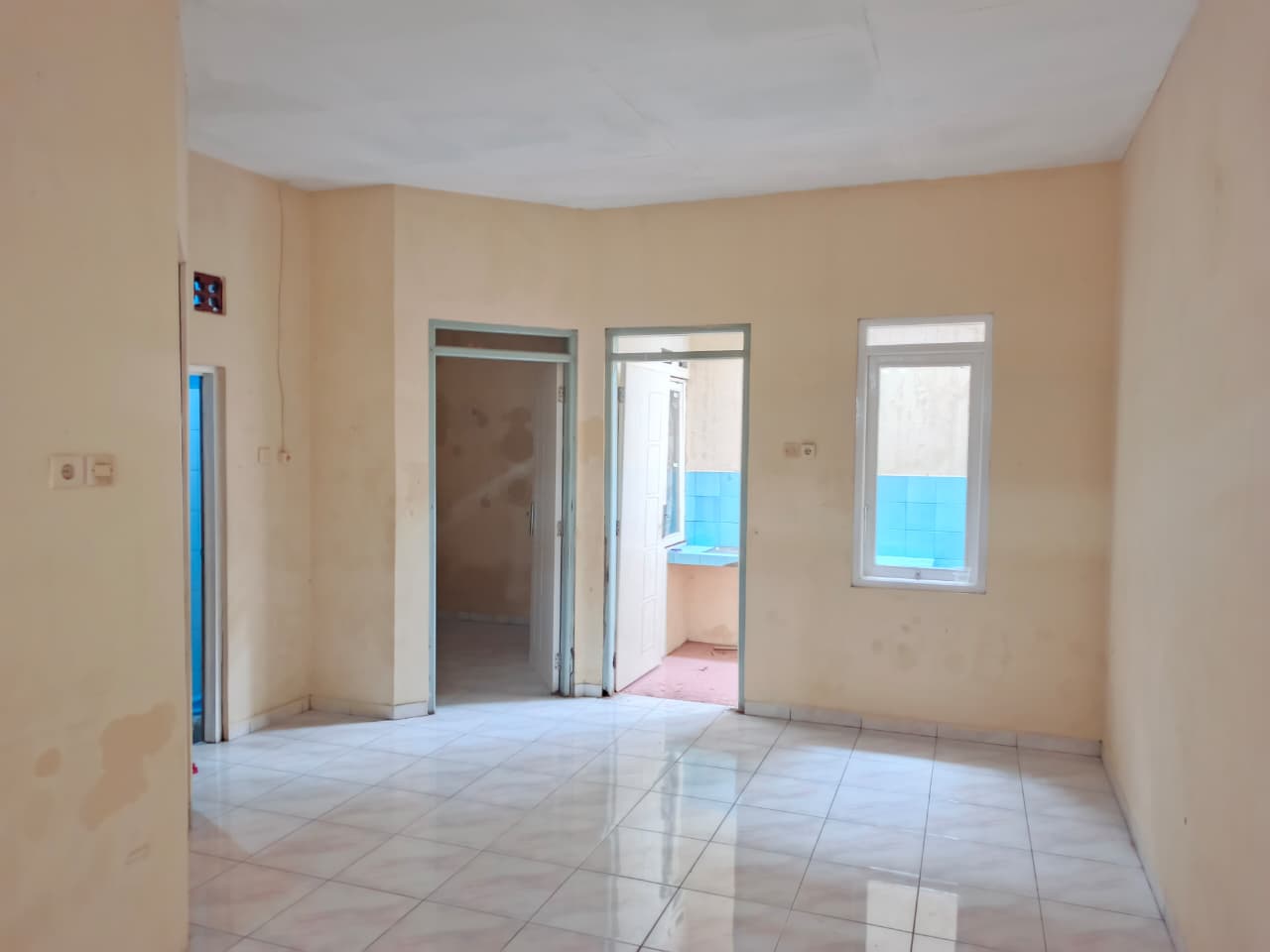 Rumah Murah Lokasi 4 Menit Ke Kampus UNSUD - Sumampir view 2