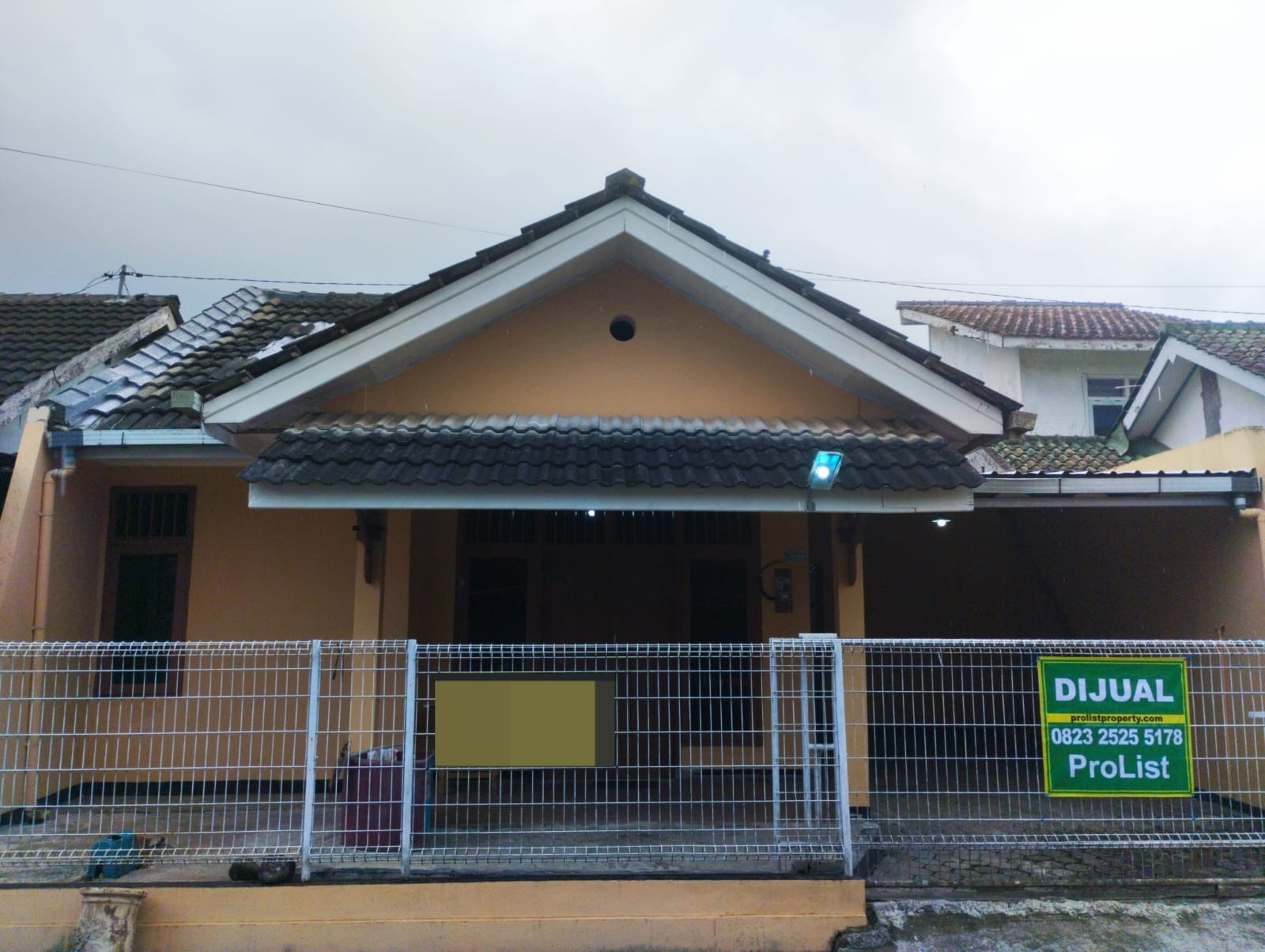 Dijual Rumah Cantik Cocok Utk Keluarga Atau Kosan, Dekat UMP - Turun Harga-GTSI view 1