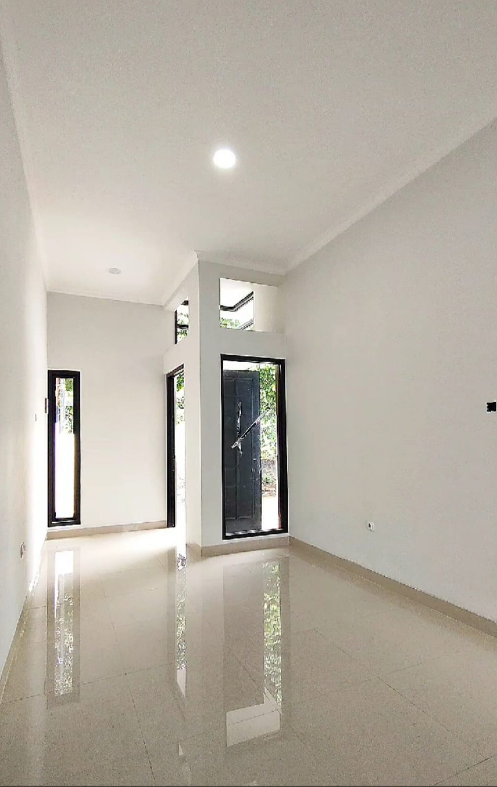 Rumah Bagus Minimalis Lokasi Dekat RS Hermina view 2