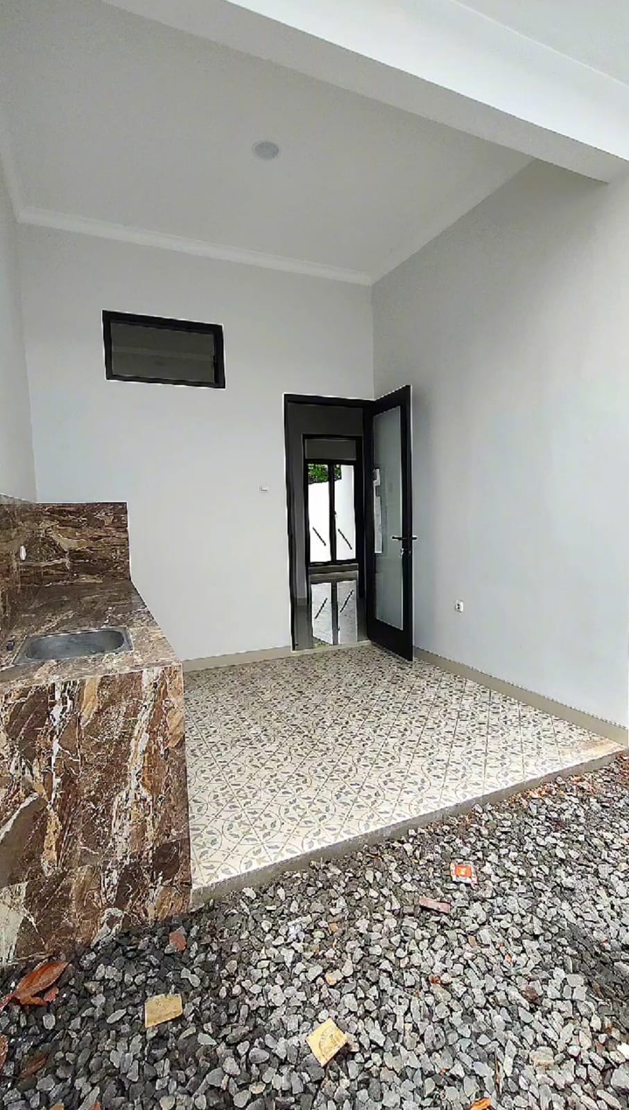  Rumah Bagus Minimalis Lokasi Dekat RS Hermina  view 3