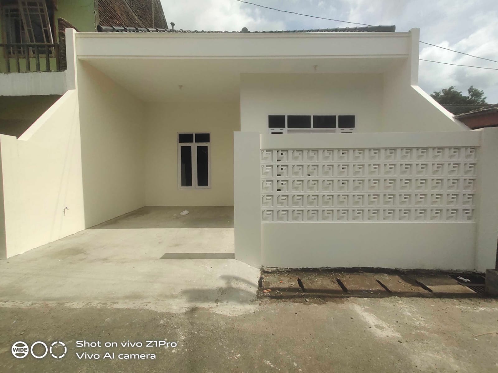 Rumah Bangunan Baru Komplek Nyaman Dekat Menara Teratai view 1