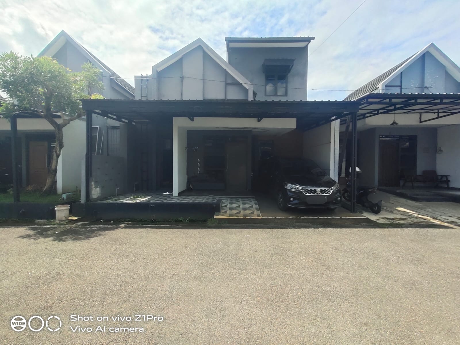 Rumah Cantik 1,5 Lantai Hanya 7 Menit Ke Sekolah Telkom Purwokerto view 1