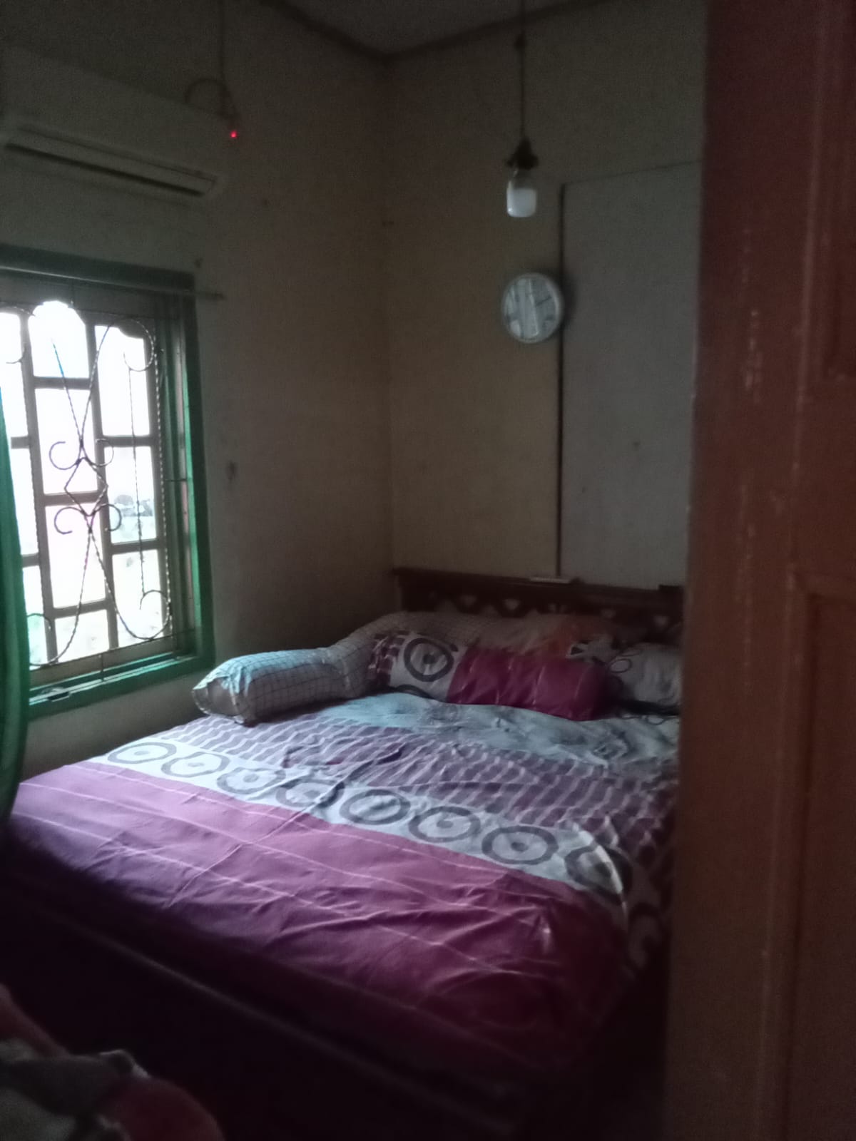  Rumah Pinggir Jalan Strategis 1 Menit Ke Taman Bale kemambang view 3