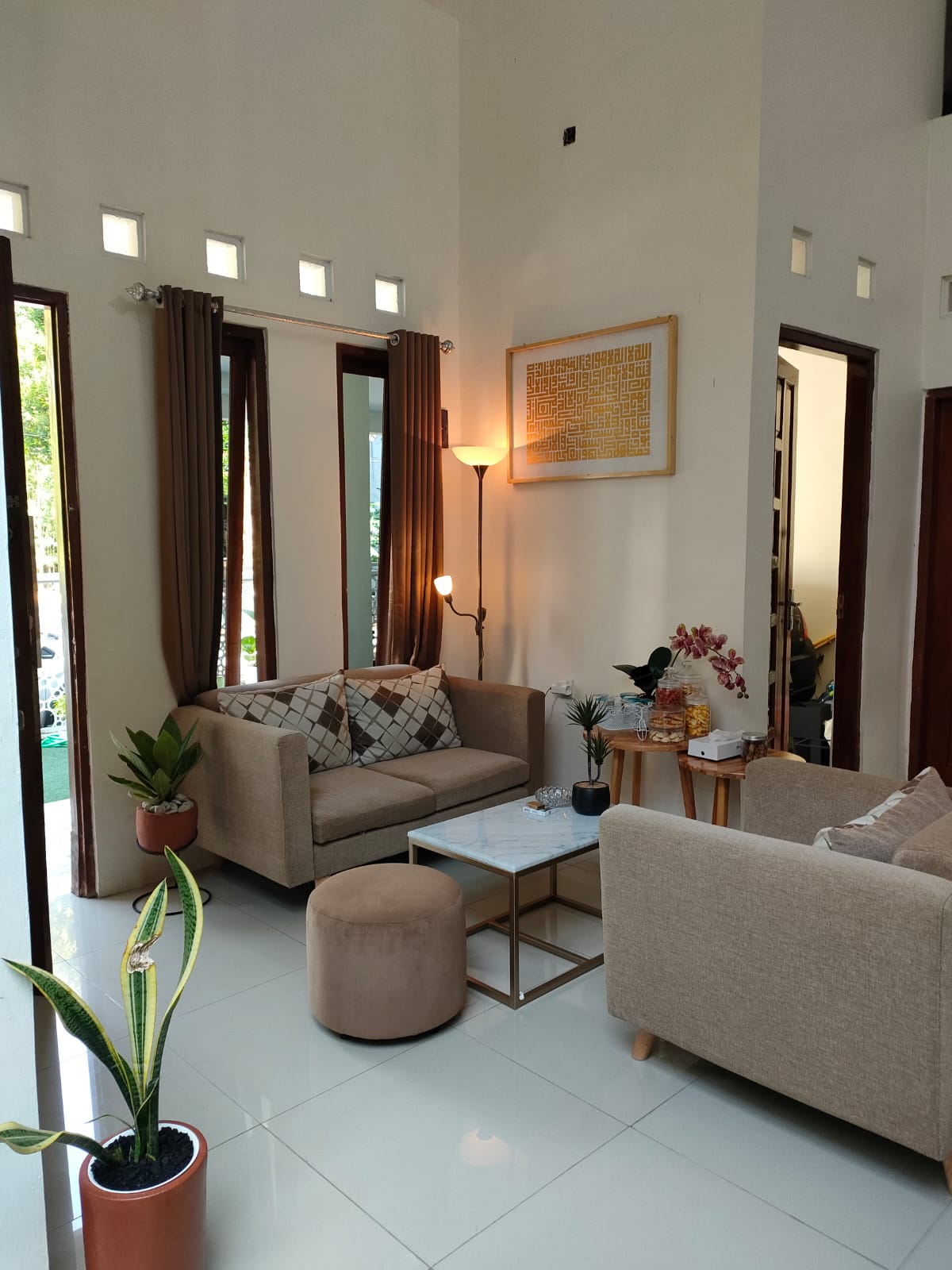  Rumah Cantik Harga Menarik Hanya 8 Menit Dari Stasiun view 3