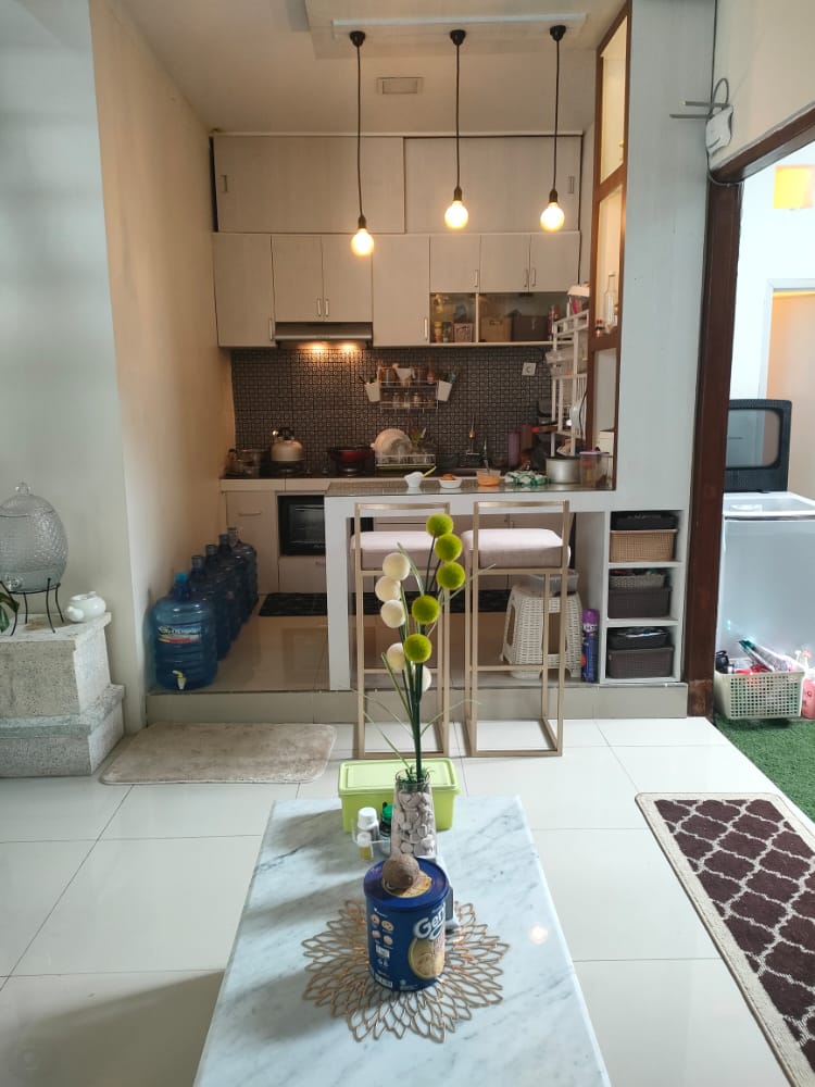 Rumah Cantik Harga Menarik Hanya 8 Menit Dari Stasiun view 4